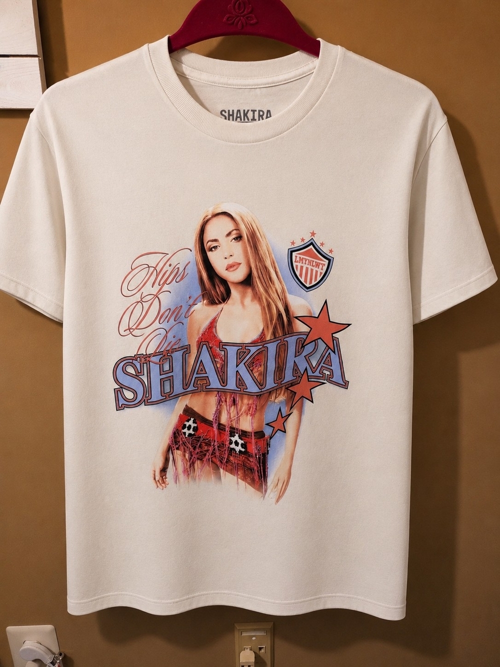 Shakira Graphic Short Sleeve Tee in Cream